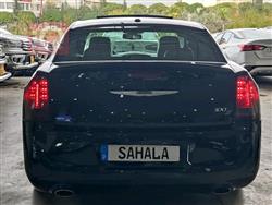 كرايسلر 300
